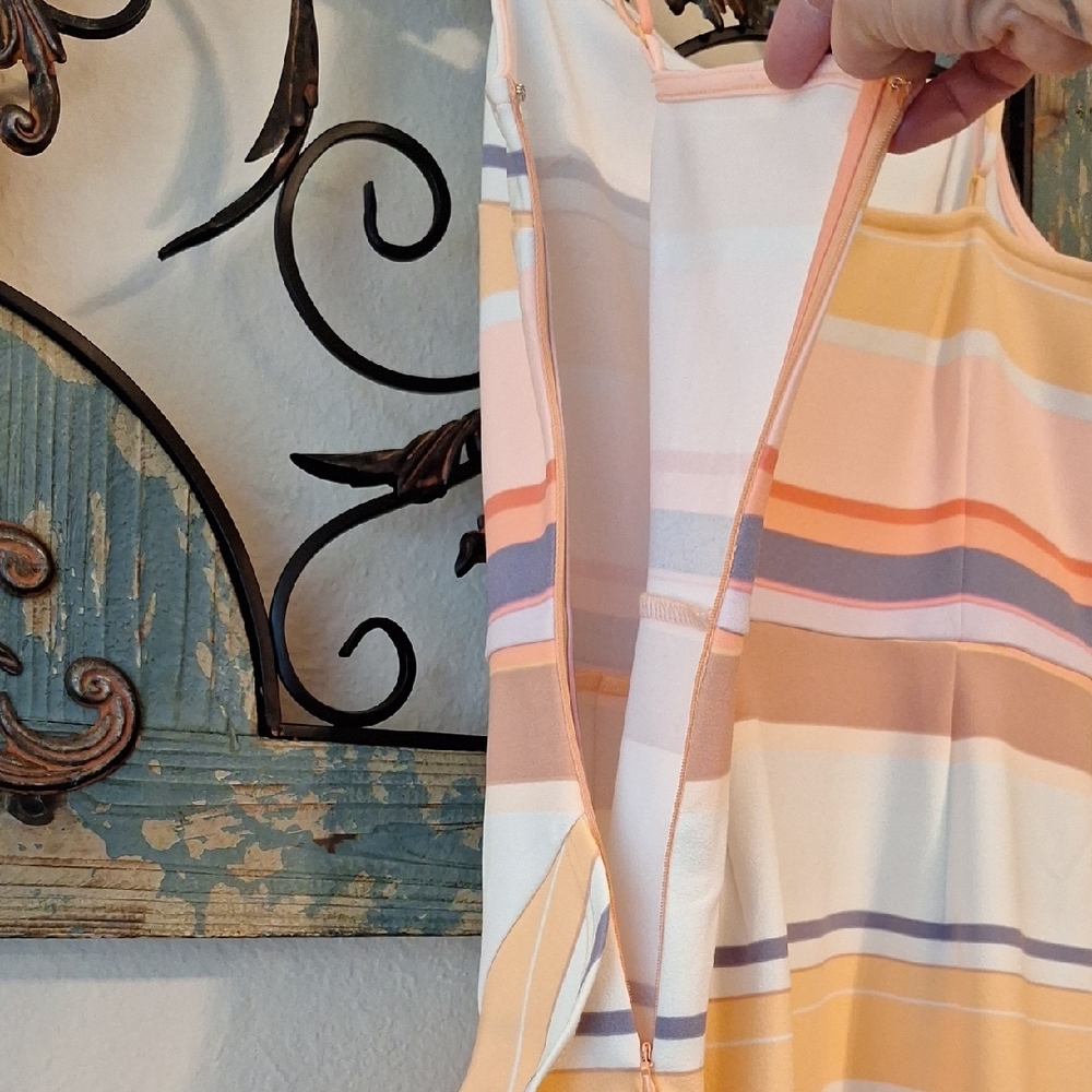 🔥🔥$8.00 Bar III White Cream Tiered Sundress. NWOT Size MEDIUM - Picture 8 of 10